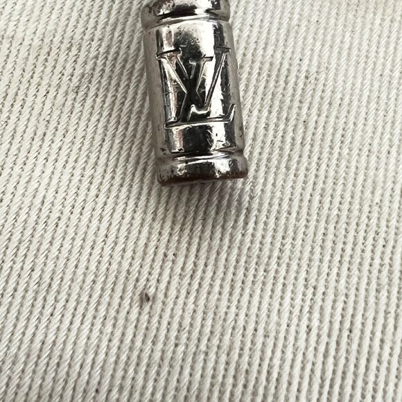 $695 Authentic LOUIS VUITTON Made in ITALY Unisex Leather Metal Charm Keyring - Picture 4 of 10